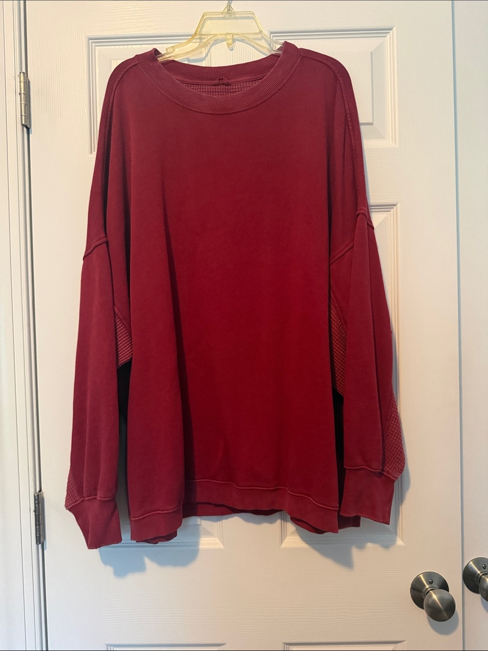 aerie Women’s Cherry Tart Getaway Sweatshirt